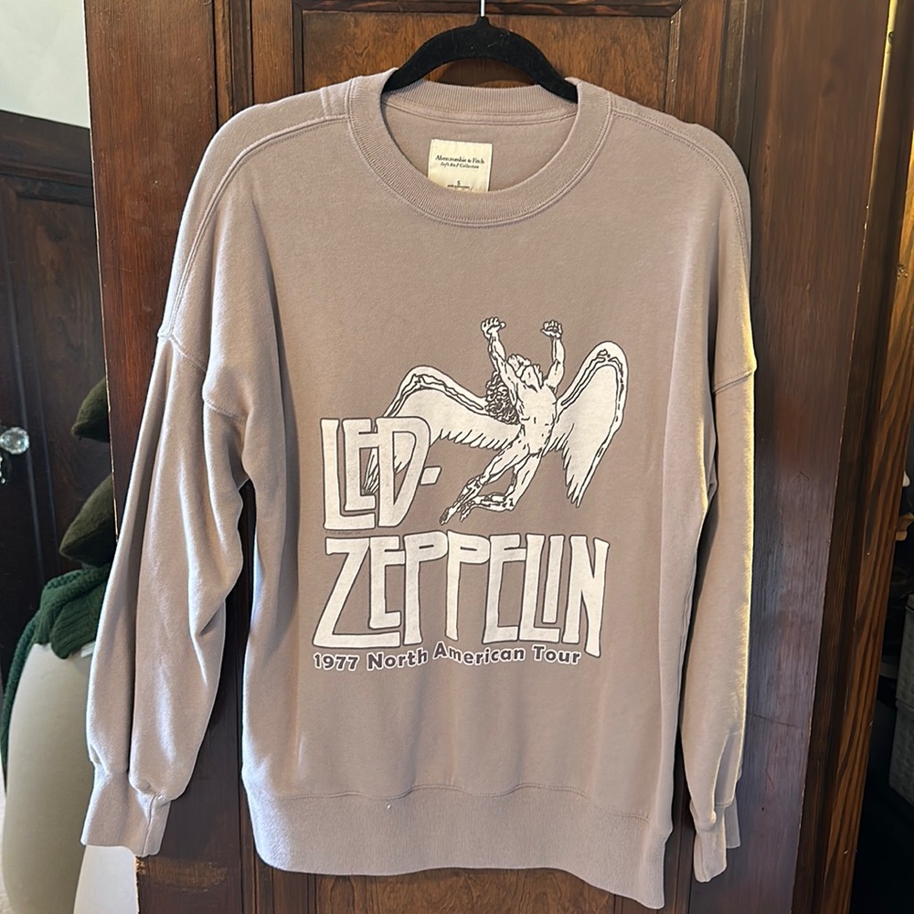 A&F Led Zeppelin graphic crew beck sweatshirt